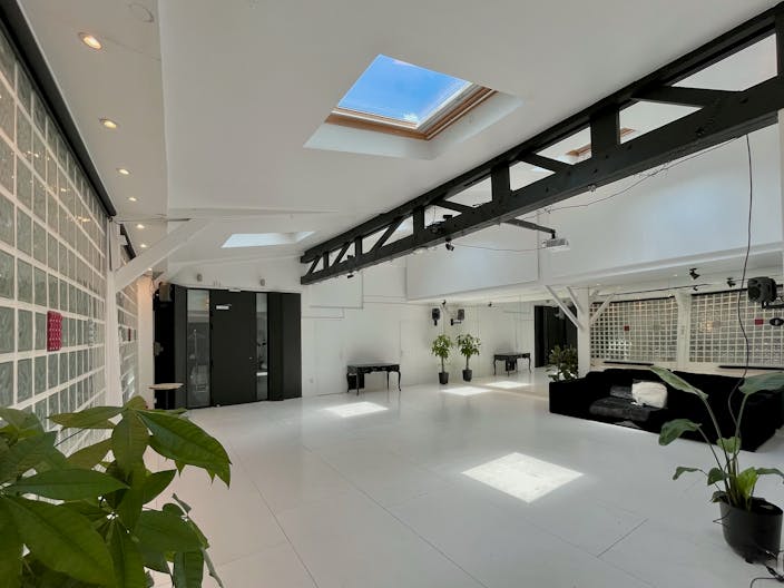 Espace Exceptionnel pour Pop up store et Showrooms à Montmartre - Image 1