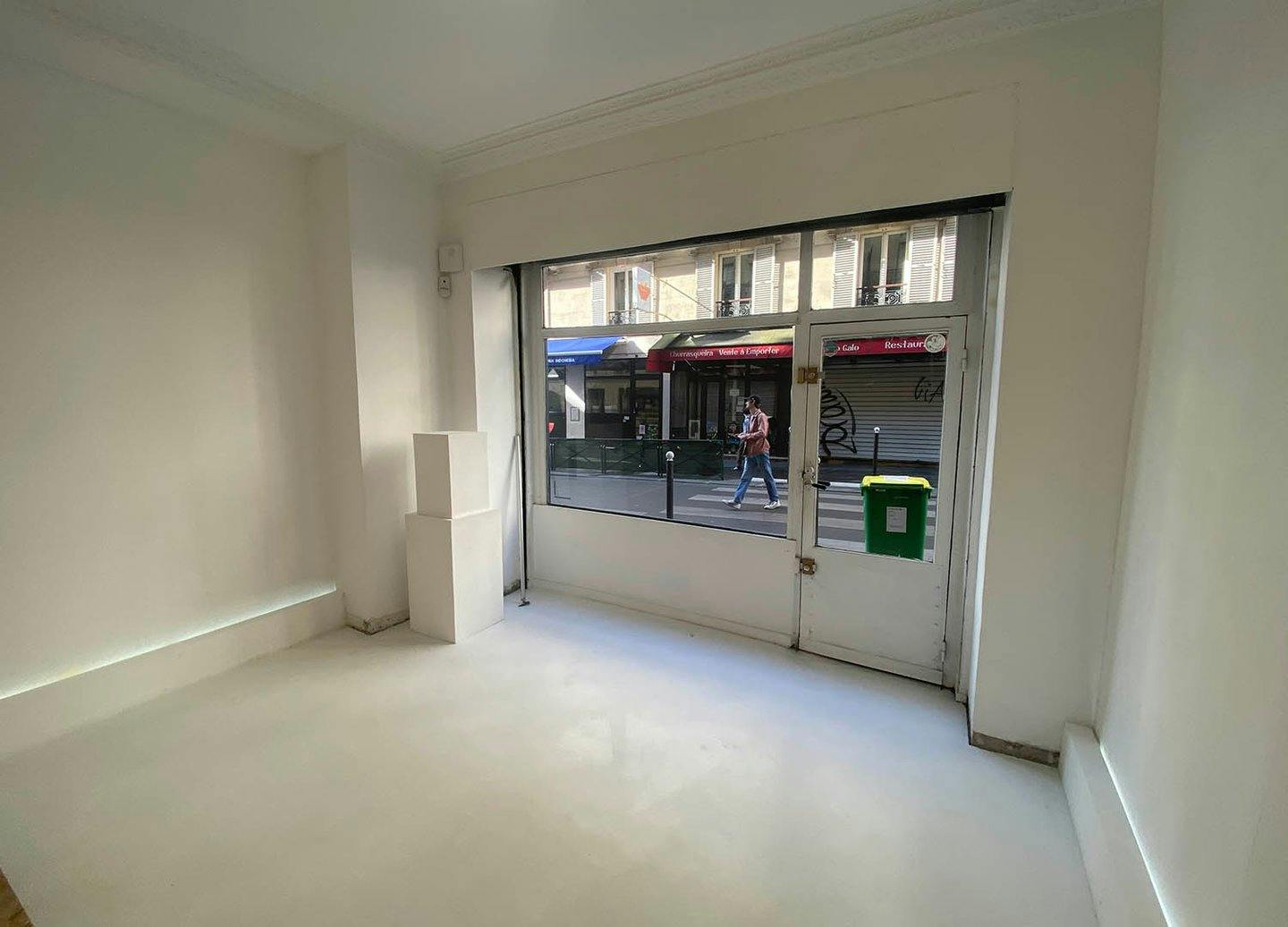 Sophisticated 60 sqm Boutique in Paris 9th Arrondissement