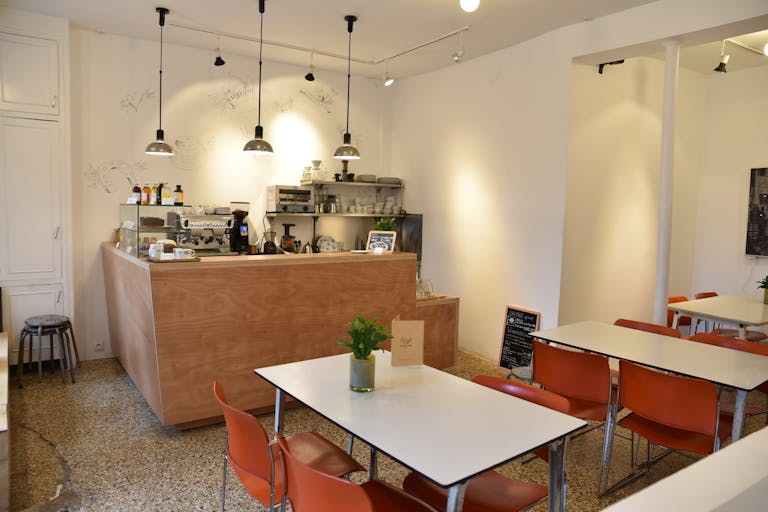 Pop-Up Store in Montmartre - Image 3