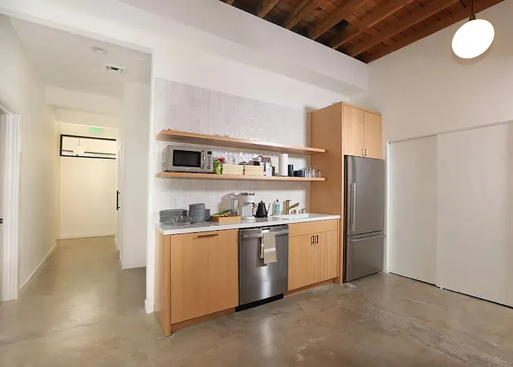 Prime Silverlake Office or Retail Space! - Image 3