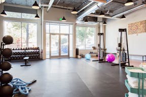 Industrial Studio in Castro - Image 4