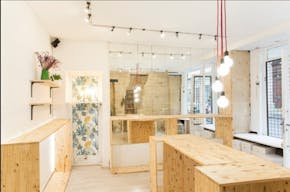 Cozy venue to share in Montmartre - Image 1