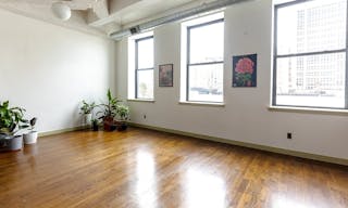 Boho Chic Studio Loft - Image 1