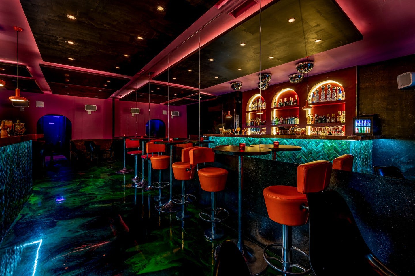 Sleek Cocktail Bar and Event Space in the Heart of Cannes