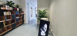 Galerie - Situé dans le Haut Marais - Image 3