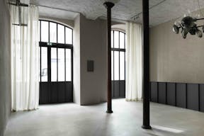 ATYPICAL DESIGN GALLERY & SHOOTING SPACE IN THE MARAIS - Image 9