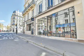 Event Showroom & Boutique in Haut Marais - Image 0