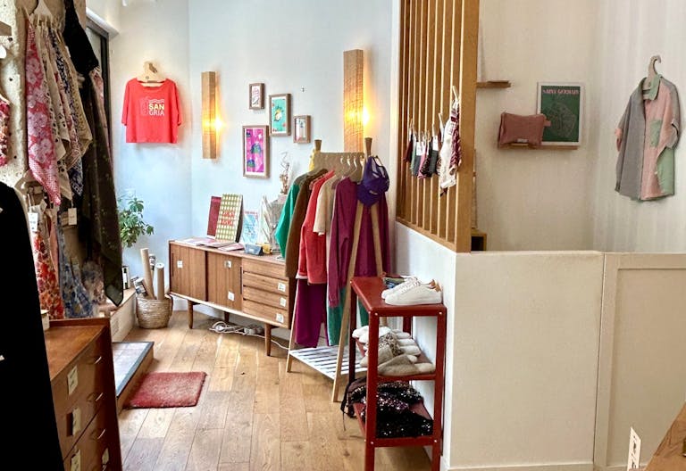 Boutique chaleureuse � louer � Paris 9e (Pigalle / Saint-Georges) - Image 3