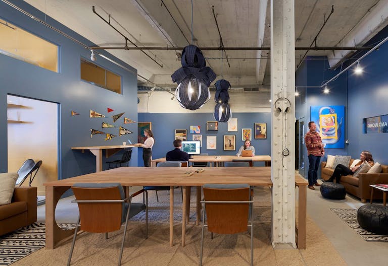 Beautiful Artistic Loft Space - Coworking - Image 0