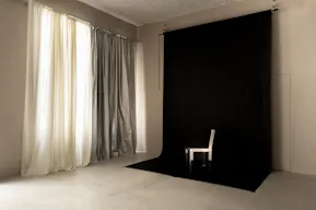 Atypical design gallery & shooting space in the Marais - Image 13