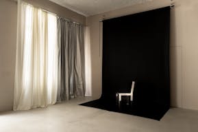 Atypical design gallery & shooting space in the Marais - Image 13