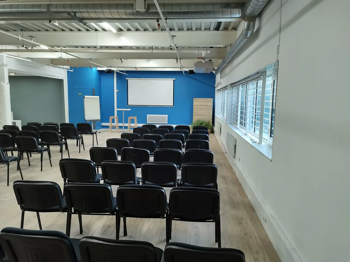 Espace de Réunion au Village Decathlon de Mérignac - Image 1