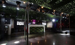 NYC Themed Nightclub & Restaurant - Image 10