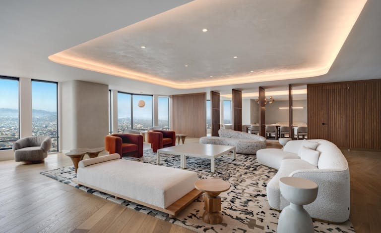 US Bank Tower - 54th Floor - Image 1