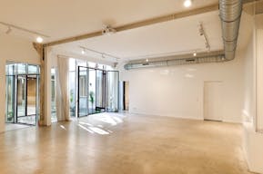 Espace sous verrière de 800 m² à Bastille - Image 4