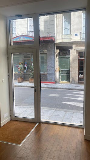 AU COEUR DE L'ILE SAINT LOUIS - Image 3