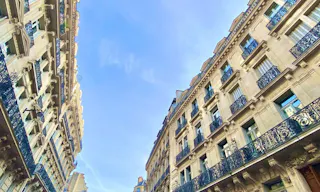 Chic Parisian Apartment – Fashion Showroom, Paris Champs-Élysées - Image 36