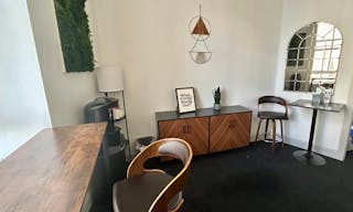 Get Together Comfortably with Gorgeous Views in Downtown San Francisco - Image 3