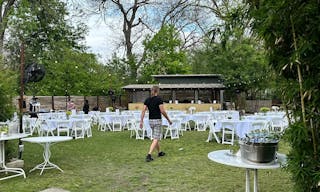 Swoop House in East Austin - Image 3