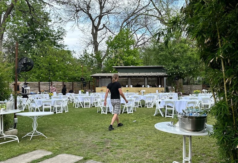 Swoop House in East Austin - Image 3