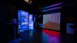 Multimedia Pop-Up/Event Space on Broadway - Image 12