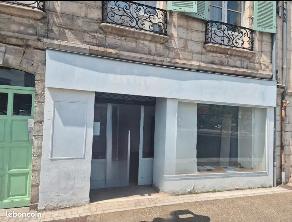 Local commercial de 30 m² idéal pour une boutique éphémère (Pop-Up Store). - Image 1