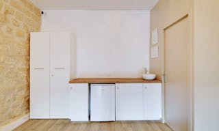 Boutique For Rent Rue Saint-Honor� - Ideal Pop-Up Store / Art Exhibition - Image 7