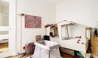 Loft Space in the 1st Arrondissement - Image 2