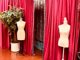 Fashion Space in NW Chicago Suburbs - Image 2