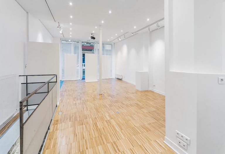 Gorgeous Space near Folie M�ricourt - Image 1