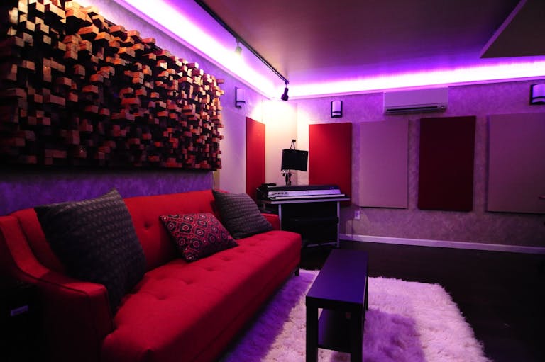 A stunning recording studio!!! - Image 4