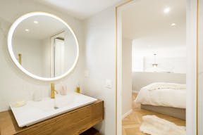 Charming showroom in le Marais - Image 13