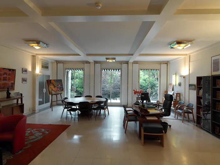Batiment Institutionnel  - Image 3