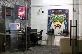 Modern Creative Space Available - Image 12