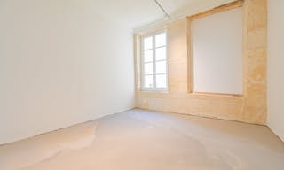 Magnifique espace sous verri�re � proximit� du Palais Royal - Image 8