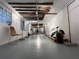 Beautiful Boutique for Rent - Paris Haut-Marais - Image 7