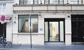 Galerie d'art lumineuse située en bordure du Marais face à Merci - Image 0