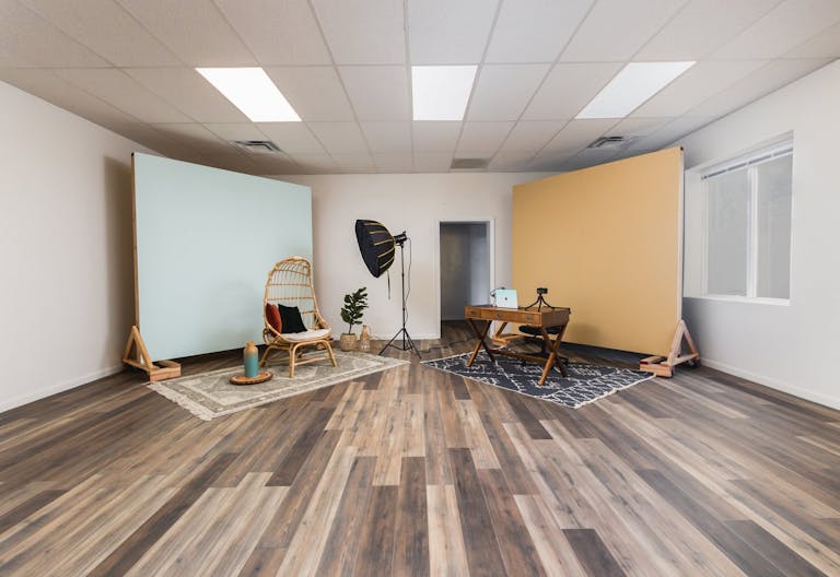 Unique Space with Interchangeable Walls - Image 3