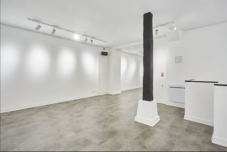 Showroom in le Marais - Image 4