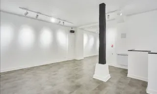 Showroom in le Marais - Image 4