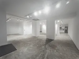 Rue Chapon Showroom - Image 2