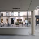 Prime Location Boutique Place du March� Saint-Honor� (Boutique 5/6)