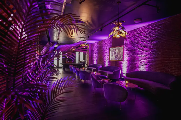 Upscale Loft in Flatiron with Sound System, Custom Lighting, Pool Table & Staff Provided - Image 0