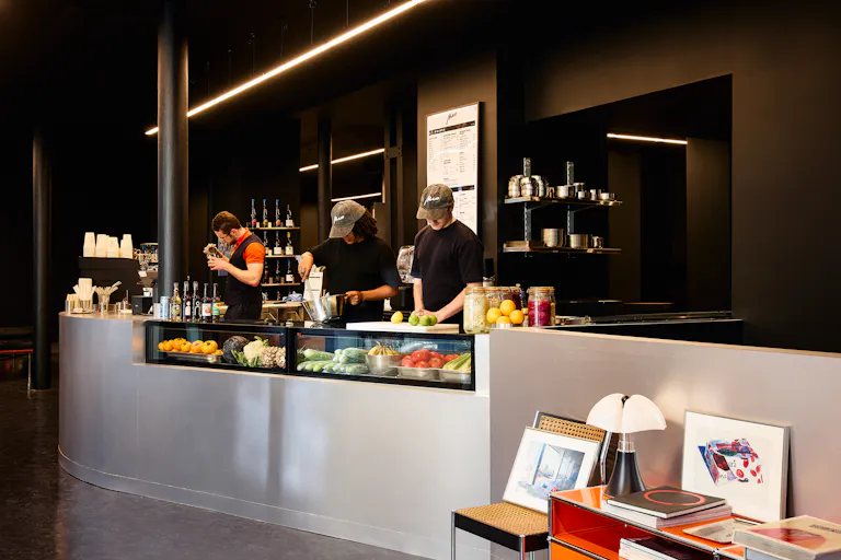 Concept store & Bar design au cœur du Marais – pop-up et showroom - Image 3