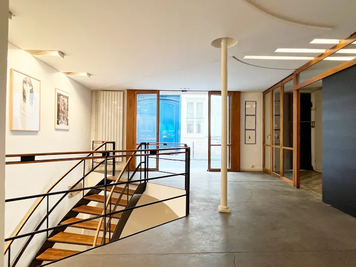 Showroom avec vitrine au c?ur du marais - Image 0