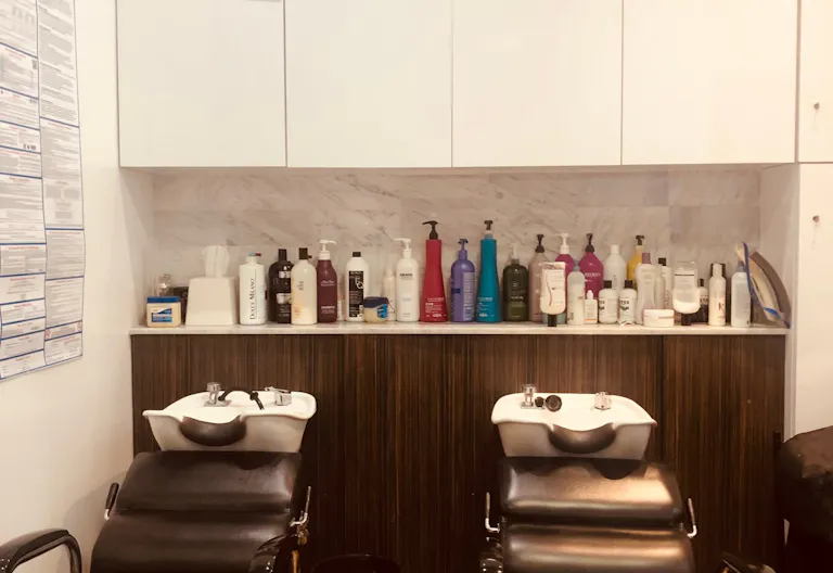 West Hollywood Salon Retreat - Image 4