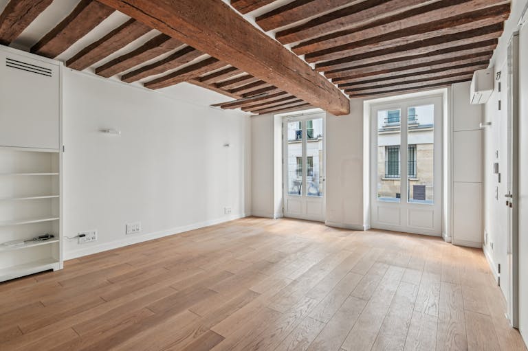 Élégante Galerie Éphémère à Paris - Image 2