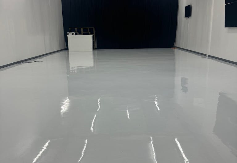 EVENT VENUE (HALL, SALON, PRODUCTION) - Image 2