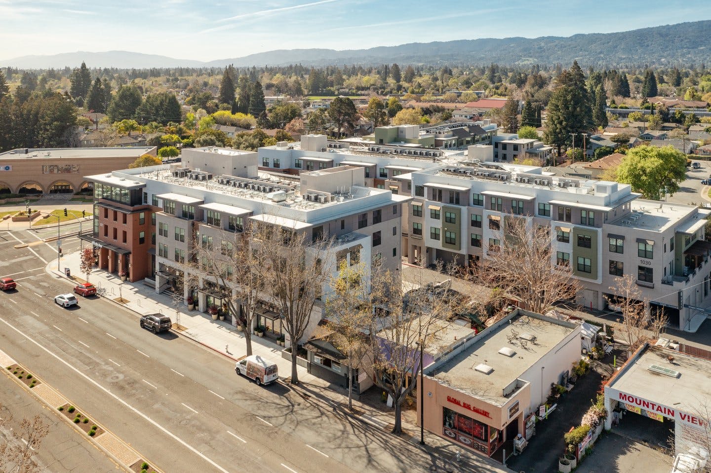 Showroom and Creative Space on West El Camino Real, Mountain View