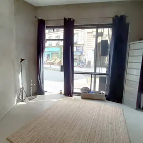 Atelier/boutique/studio photo avec belle lumière du jour dans le 17e - Image 0